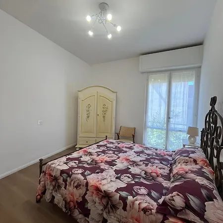 A Quattro Passi Dal Mare 维亚雷焦